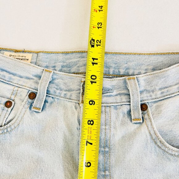 Levis 501 Women's High-Rise Tapered Button Fly Blue Denim Jeans Sz 26x25 Cotton - Picture 9 of 12
